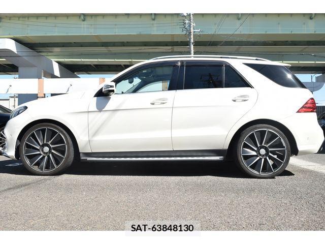 Mercedes Benz GLE-CLASS 2015-12 1331876-6