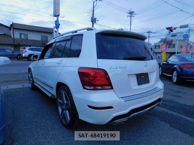 Mercedes Benz GLK-CLASS 2012-11 7378965-2