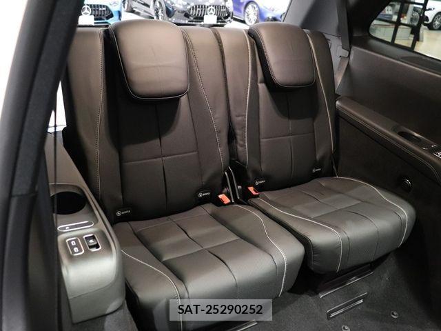 Mercedes Benz GLS-CLASS 2025-12 4639823-28