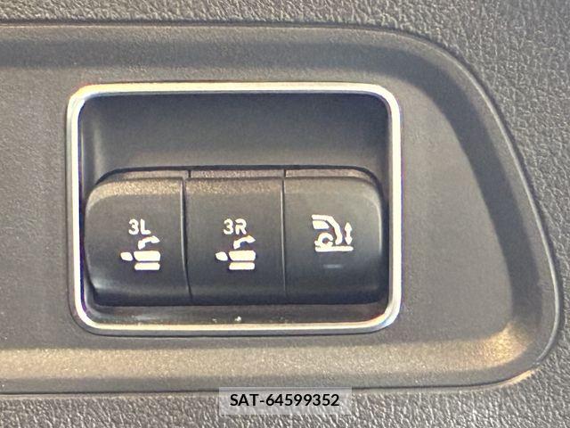 Mercedes Benz GLS-CLASS 2025-08 7059524-19