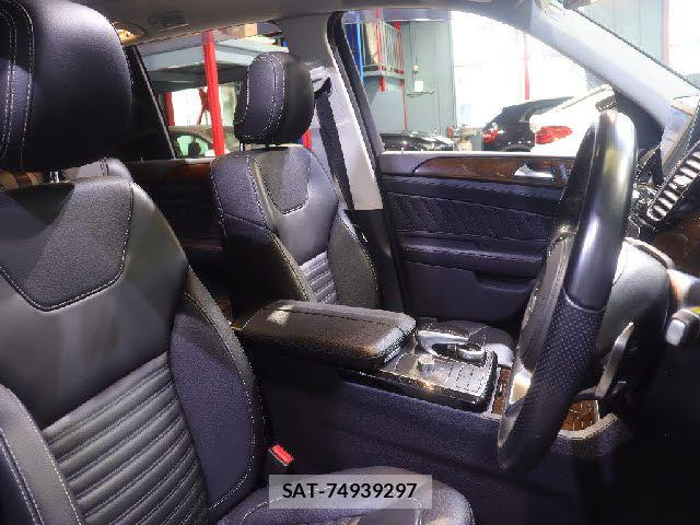 Mercedes Benz GLS-CLASS 2019-05 7877748-27
