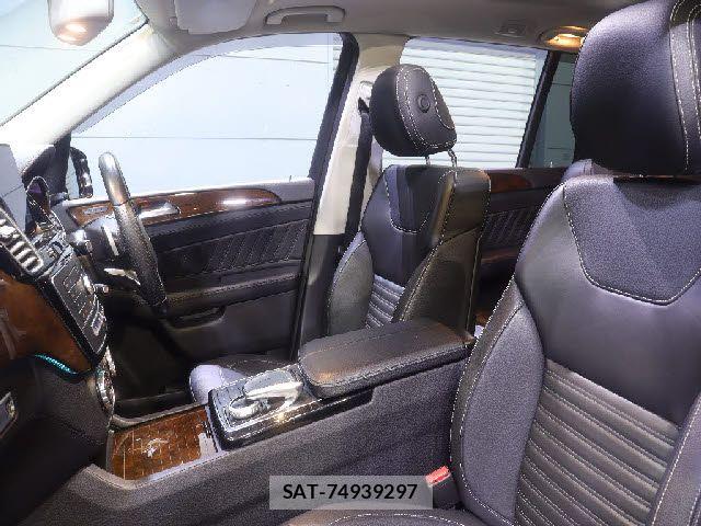 Mercedes Benz GLS-CLASS 2019-05 7877748-28