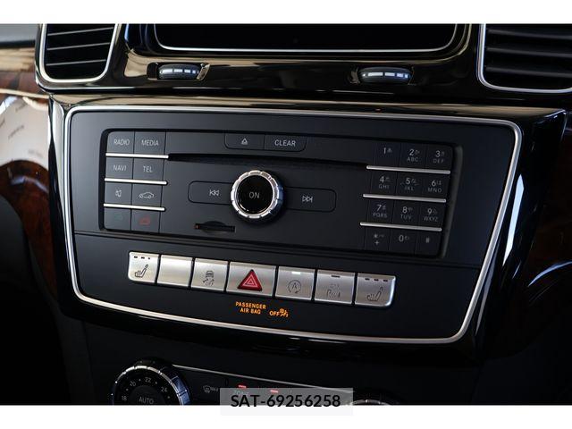 Mercedes Benz GLS-CLASS 2017-02 8660230-16