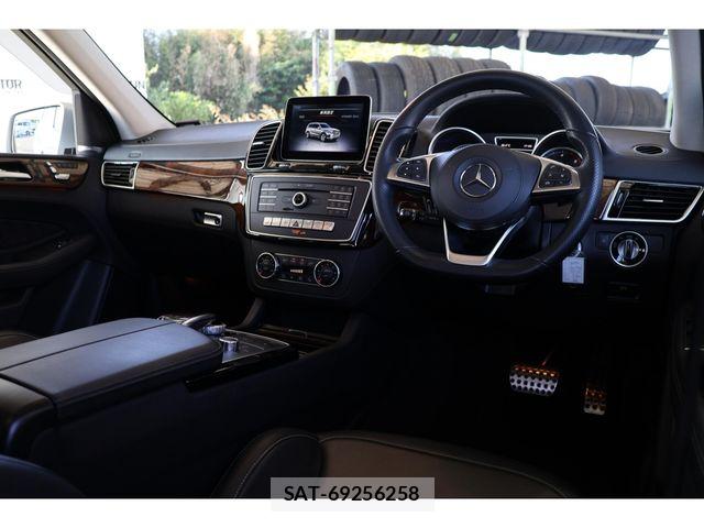 Mercedes Benz GLS-CLASS 2017-02 8660230-1