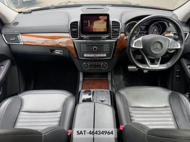 Mercedes Benz GLS-CLASS 2016-07 8883904-16