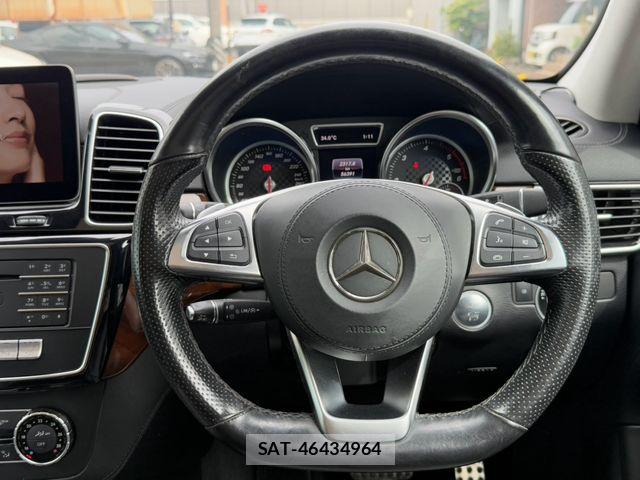 Mercedes Benz GLS-CLASS 2016-07 8883904-17