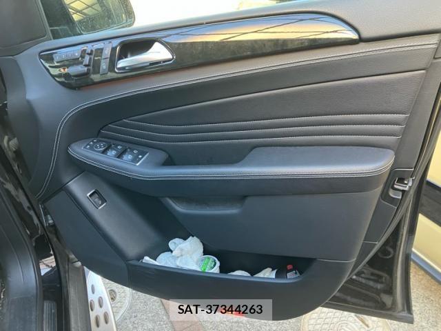 Mercedes Benz M-CLASS 2015-05 4326976-16