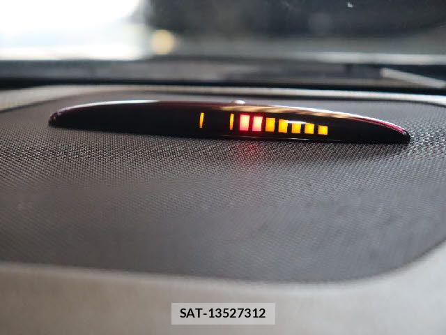 Mercedes Benz M-CLASS 2015-09 5871947-11