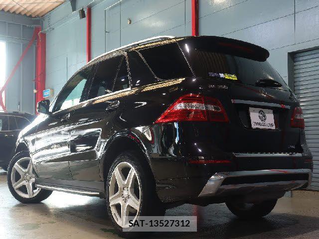 Mercedes Benz M-CLASS 2015-09 5871947-3
