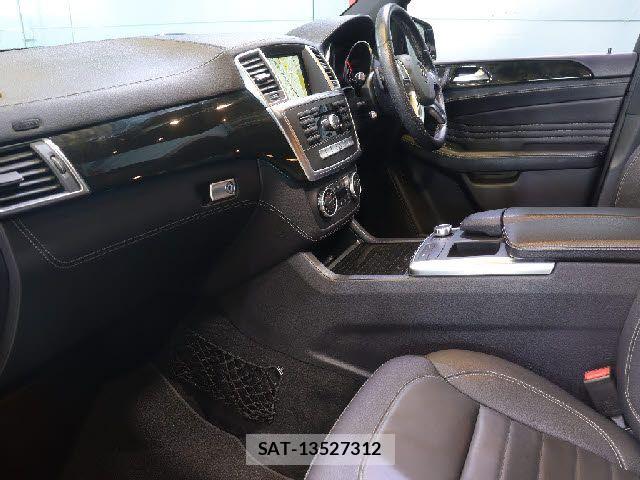 Mercedes Benz M-CLASS 2015-09 5871947-7