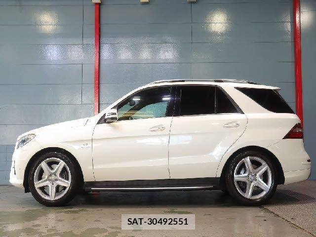 Mercedes Benz M-CLASS 2014-10 6216864-2