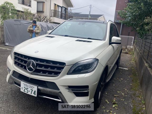 Mercedes Benz M-CLASS 2013-12 6672477-1