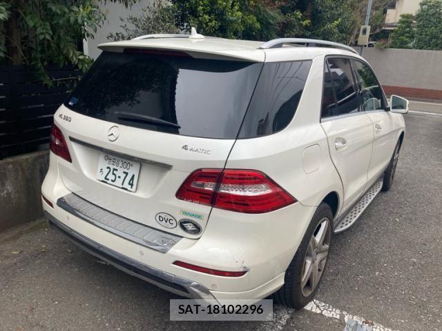 Mercedes Benz M-CLASS 2013-12 6672477-3