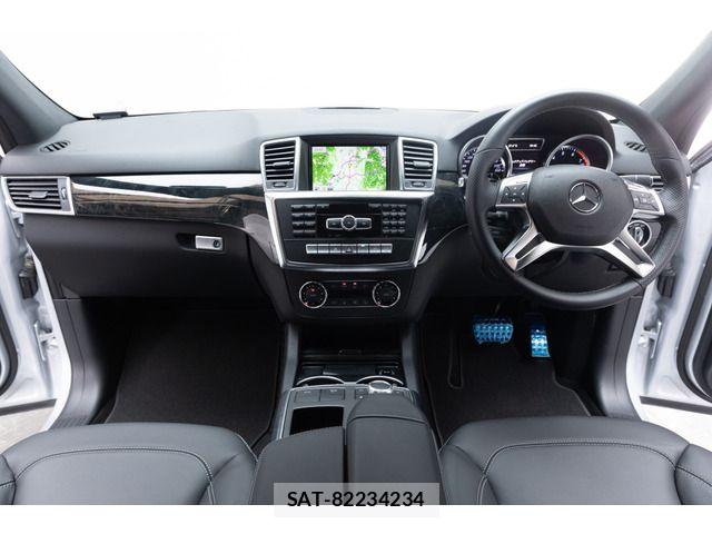 Mercedes Benz M-CLASS 2013-05 7328347-1