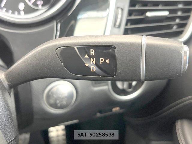 Mercedes Benz M-CLASS 2014-04 7725620-12