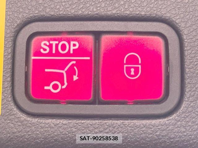 Mercedes Benz M-CLASS 2014-04 7725620-7