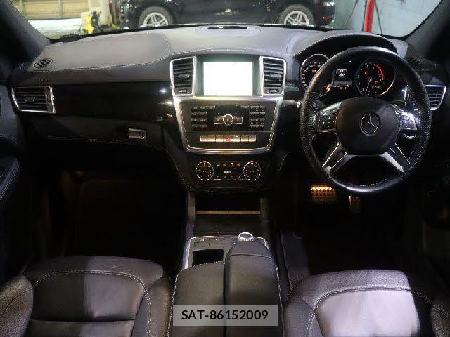 Mercedes Benz M-CLASS 2015-07 7877750-1