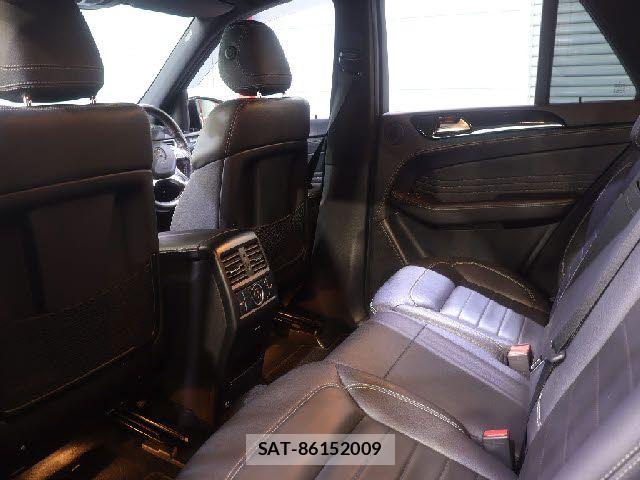 Mercedes Benz M-CLASS 2015-07 7877750-29