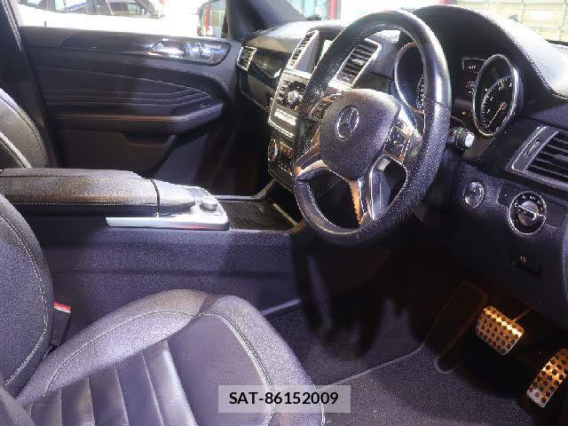 Mercedes Benz M-CLASS 2015-07 7877750-6