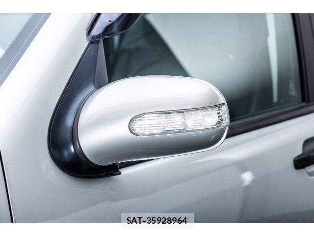 Mercedes Benz M-CLASS 2004-06 8100423-17