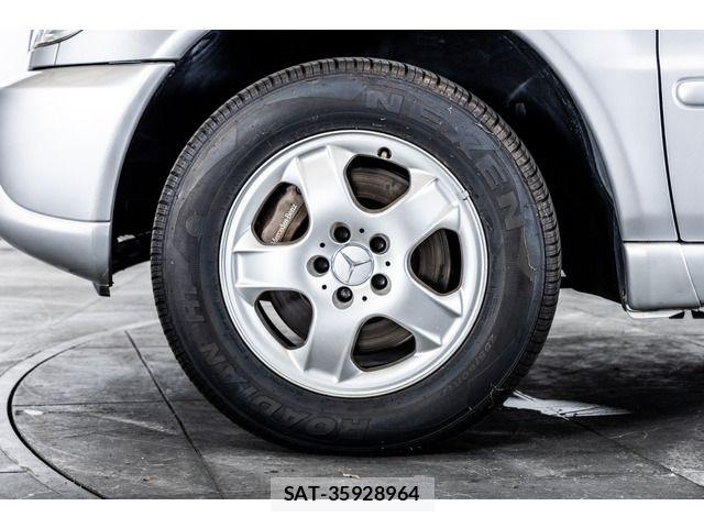Mercedes Benz M-CLASS 2004-06 8100423-19