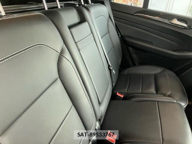 Mercedes Benz M-CLASS 2012-07 8438427-9