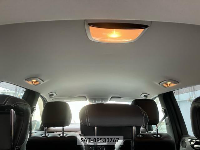 Mercedes Benz M-CLASS 2012-07 8438427-14