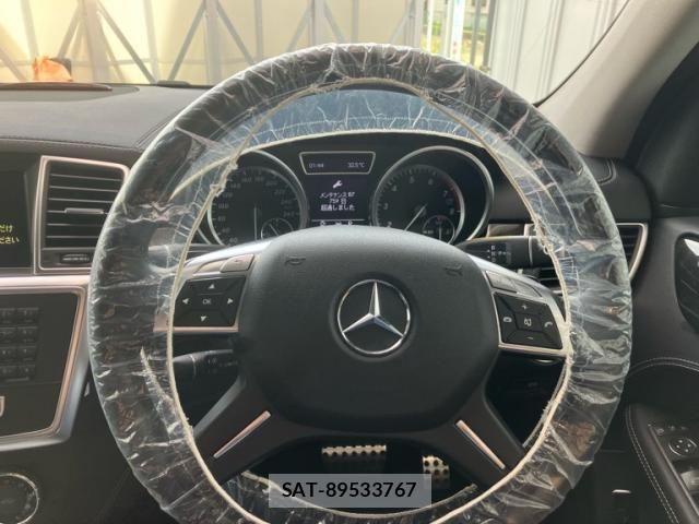Mercedes Benz M-CLASS 2012-07 8438427-18