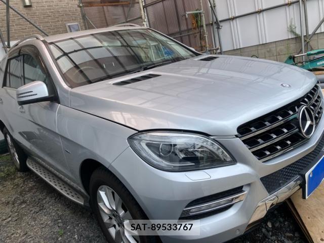 Mercedes Benz M-CLASS 2012-07 8438427-2