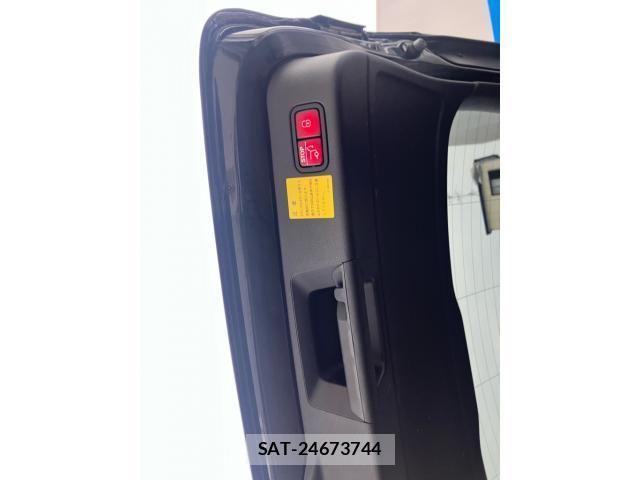Mercedes Benz M-CLASS 2015-12 8743943-10
