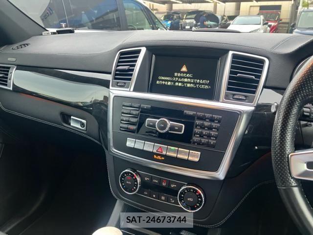 Mercedes Benz M-CLASS 2015-12 8743943-16
