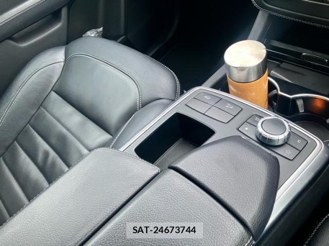Mercedes Benz M-CLASS 2015-12 8743943-17