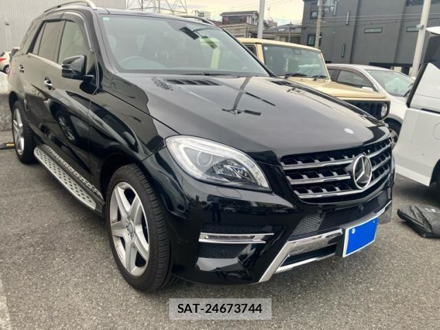 Mercedes Benz M-CLASS 2015-12 8743943-1
