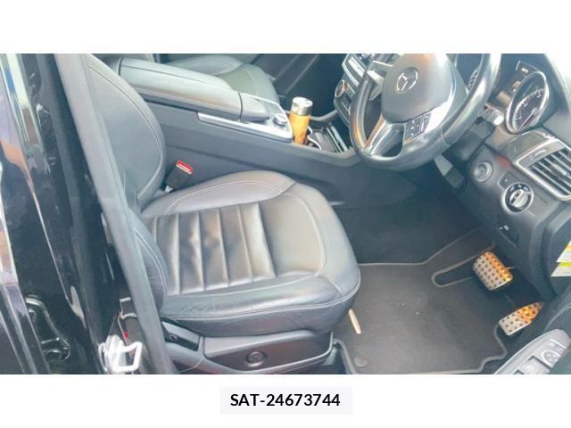 Mercedes Benz M-CLASS 2015-12 8743943-22