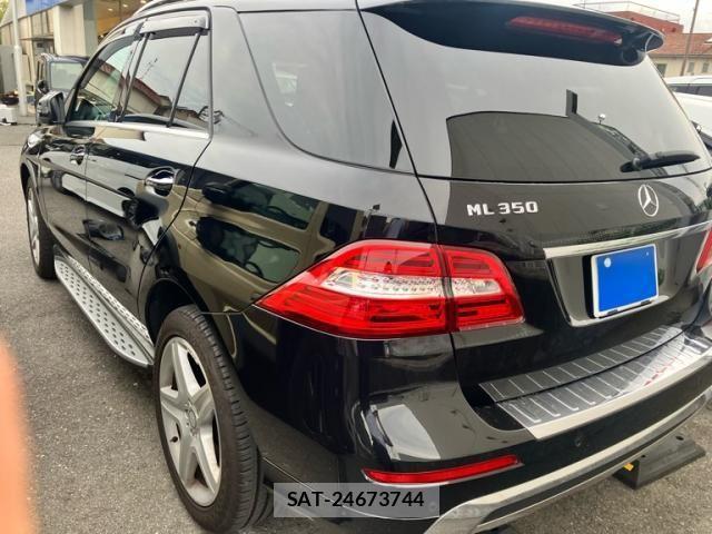 Mercedes Benz M-CLASS 2015-12 8743943-5
