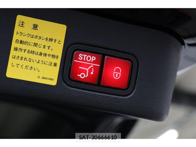 Mercedes Benz M-CLASS 2014-12 8830291-29
