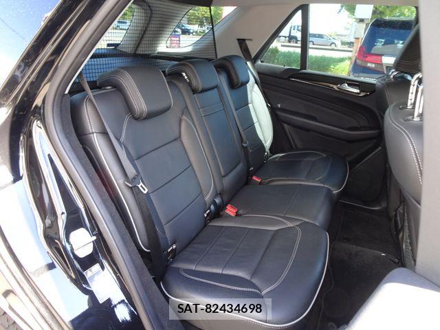 Mercedes Benz M-CLASS 2012-07 8883905-15