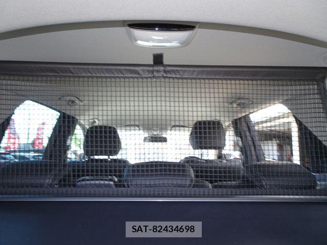 Mercedes Benz M-CLASS 2012-07 8883905-18