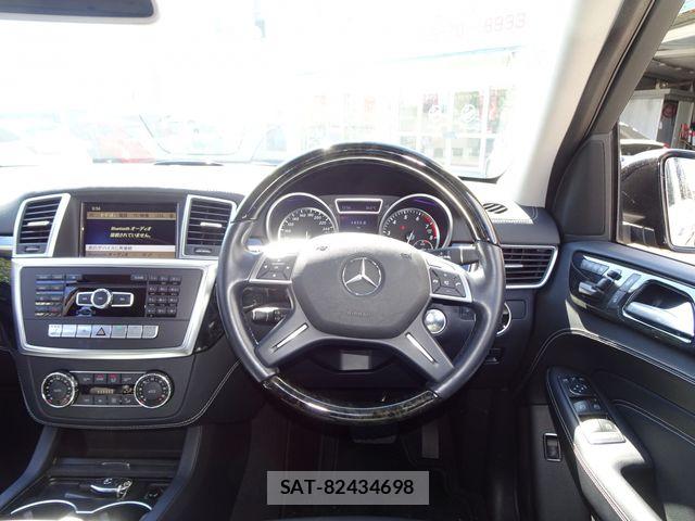 Mercedes Benz M-CLASS 2012-07 8883905-1