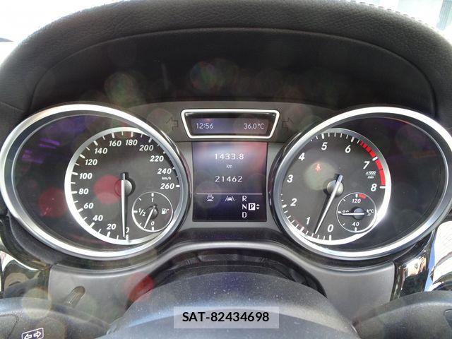 Mercedes Benz M-CLASS 2012-07 8883905-21