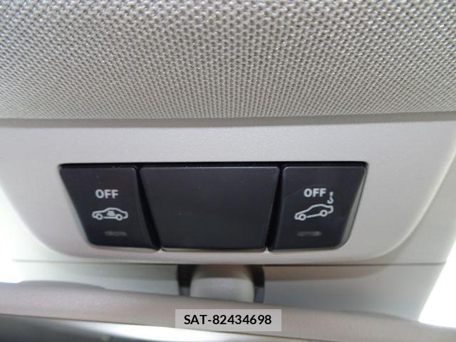 Mercedes Benz M-CLASS 2012-07 8883905-27