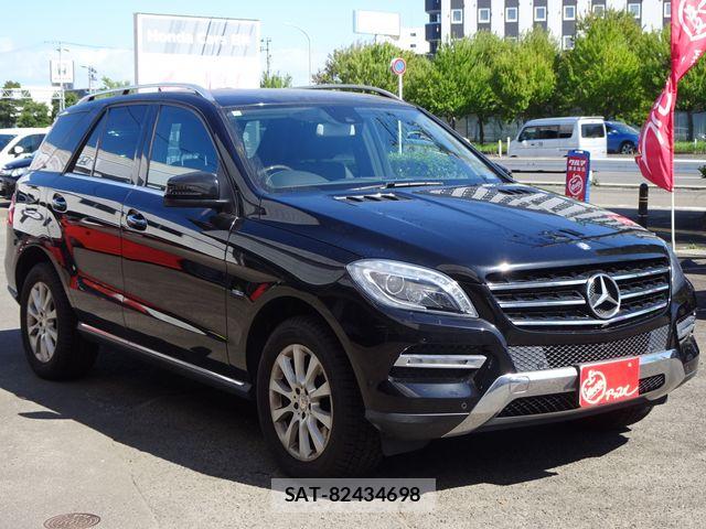Mercedes Benz M-CLASS 2012-07 8883905-3
