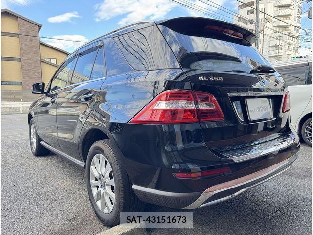 Mercedes Benz M-CLASS 2012-07 8883906-2