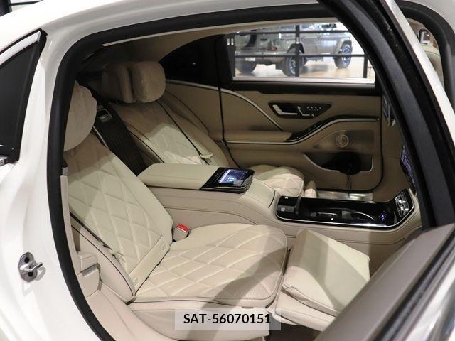 Mercedes Benz S-CLASS 2023-06 3934830-26