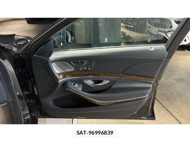 Mercedes Benz S-CLASS 2016-04 6613225-19