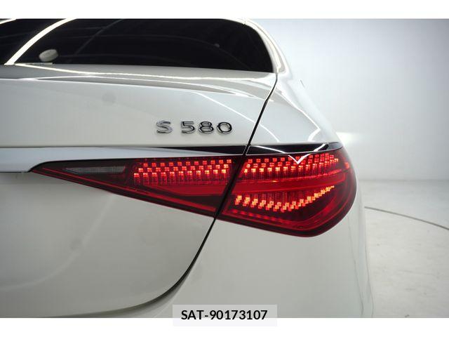 Mercedes Benz S-CLASS 2023-12 7455774-28