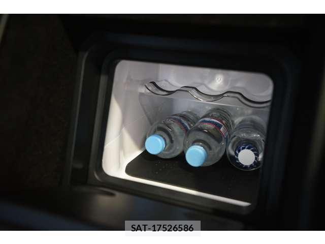 Mercedes Benz S-CLASS 2023-01 8158808-28
