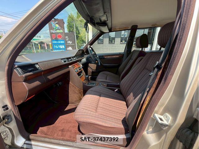 Mercedes Benz M-CLASS 1990-10 1207357-11
