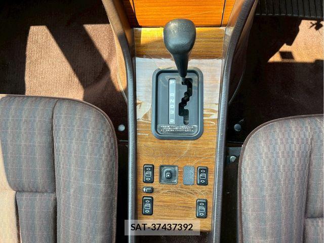 Mercedes Benz M-CLASS 1990-10 1207357-19