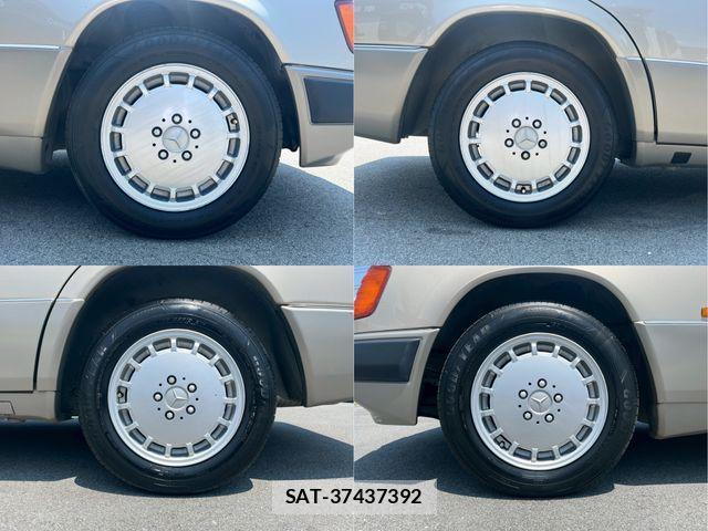 Mercedes Benz M-CLASS 1990-10 1207357-27